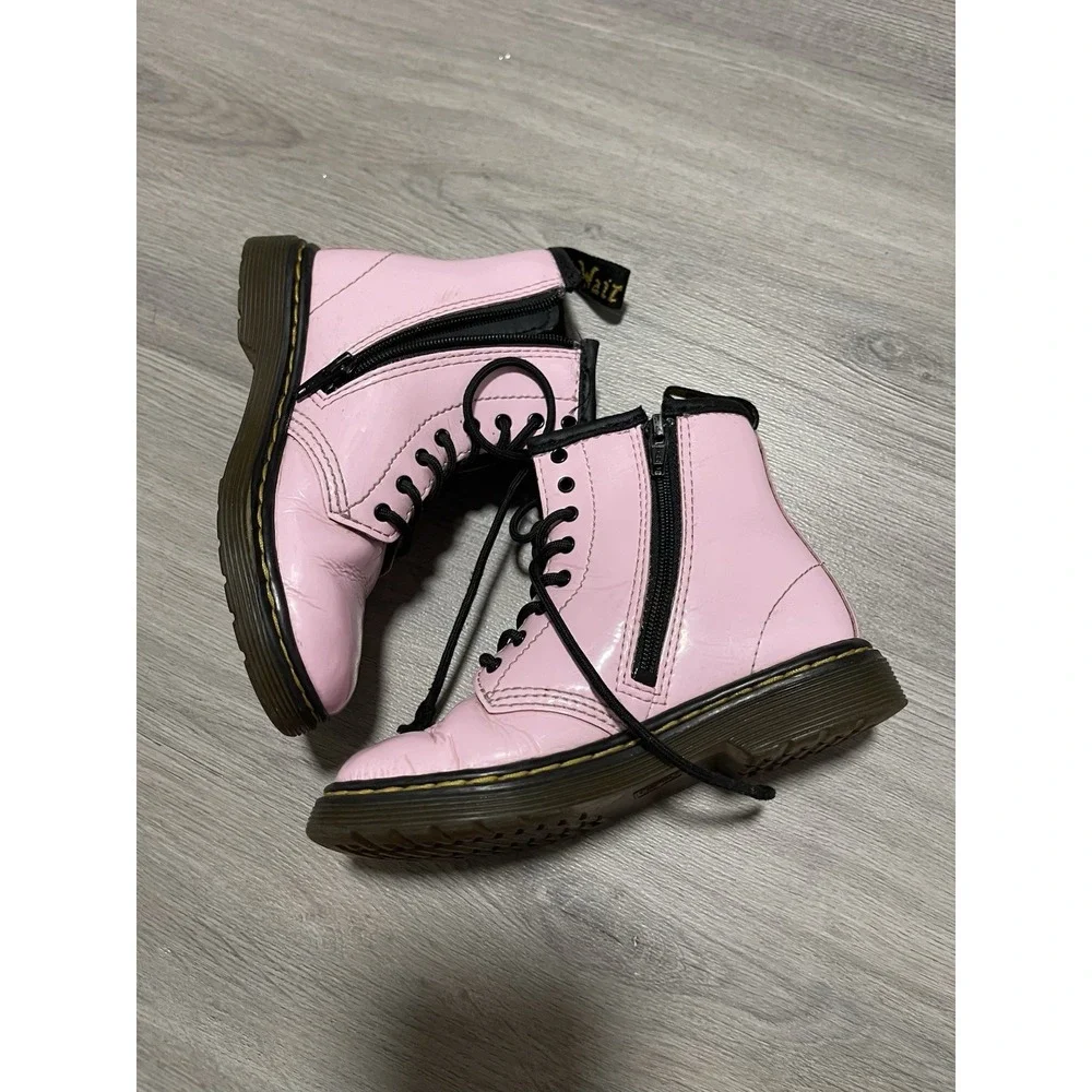 Dr. Martens 1460 Air Wair‎ Pastel Pink Patent Toddler 10c Boots